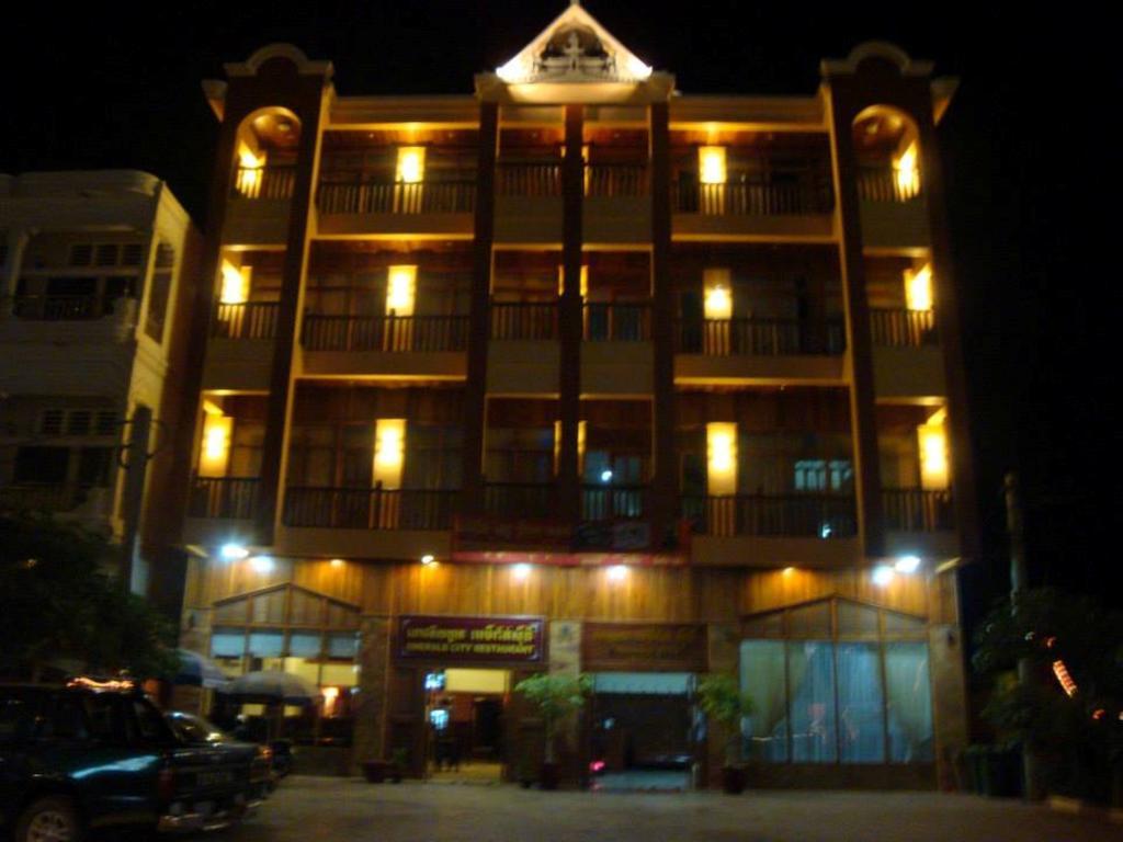 Emerald City Hotel Siem Reap Buitenkant foto